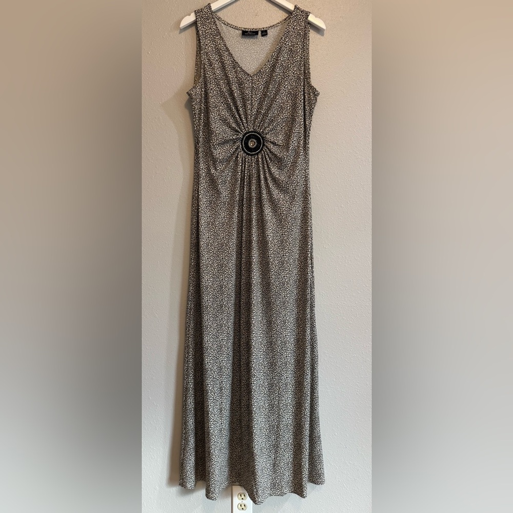 NINA LEONARD Leopard Print Beaded Medallion Maxi Dress - Boho Chic‎